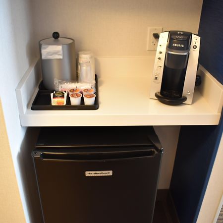 Holiday Inn Express & Suites - Boston South - Randolph By Ihg Eksteriør bilde