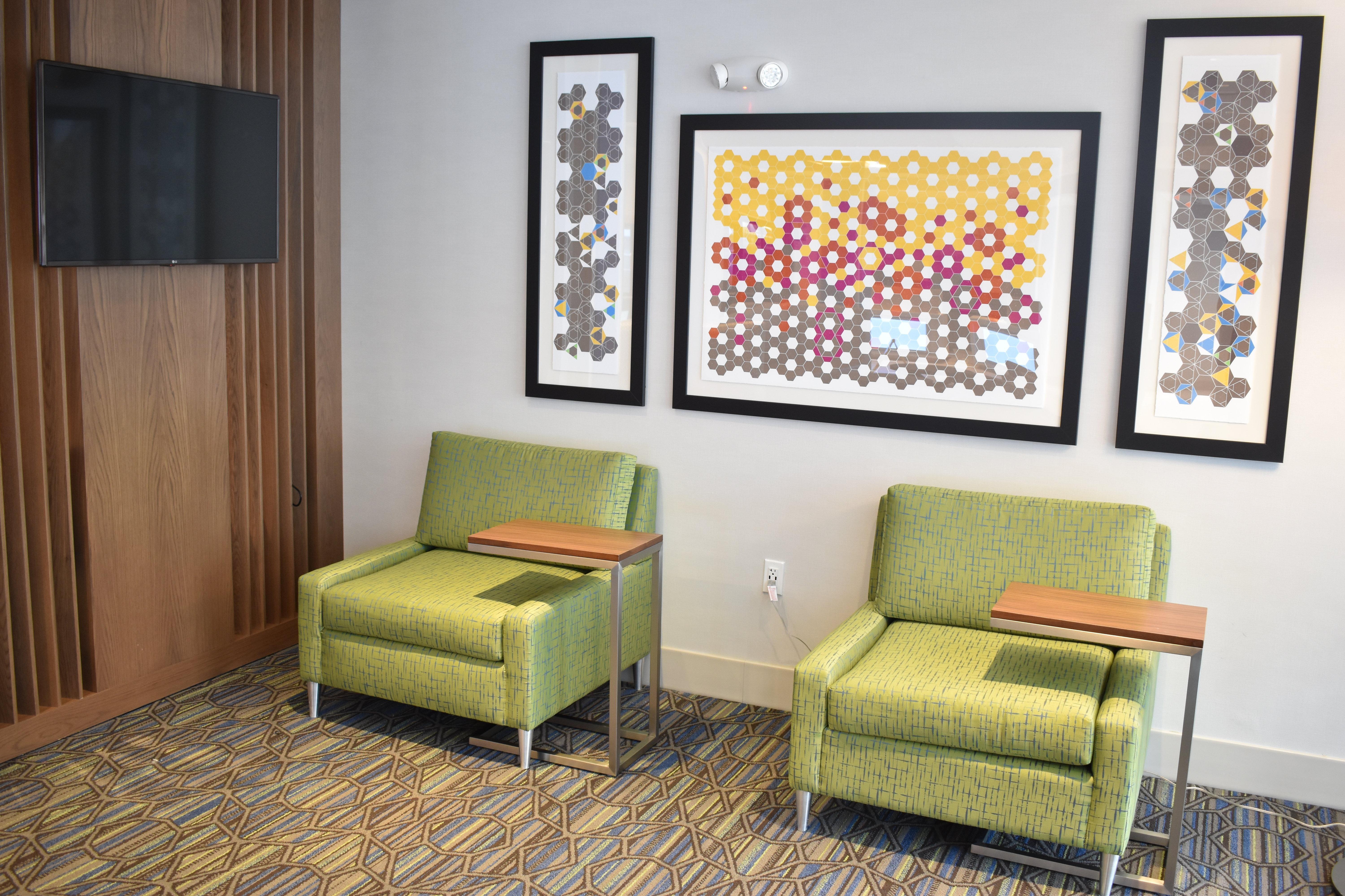 Holiday Inn Express & Suites - Boston South - Randolph By Ihg Eksteriør bilde